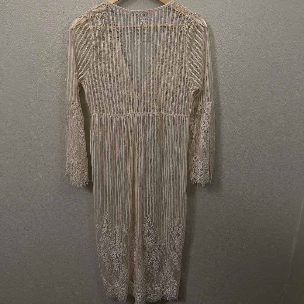 Haute Monde Lace Robe Cover Split Bell Sleeves Tie Beige Blush Coquette Up Sz L‎